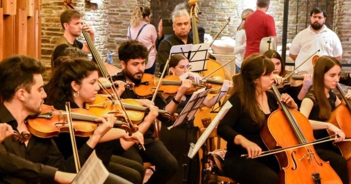 La Camerata San Juan viaja en el tiempo con "Maravillosos 80's" en el Teatro del Bicentenario