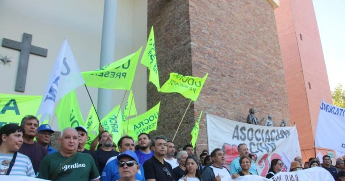 Más de una decena de gremios sanjuaninos armarán una mesa intersindical