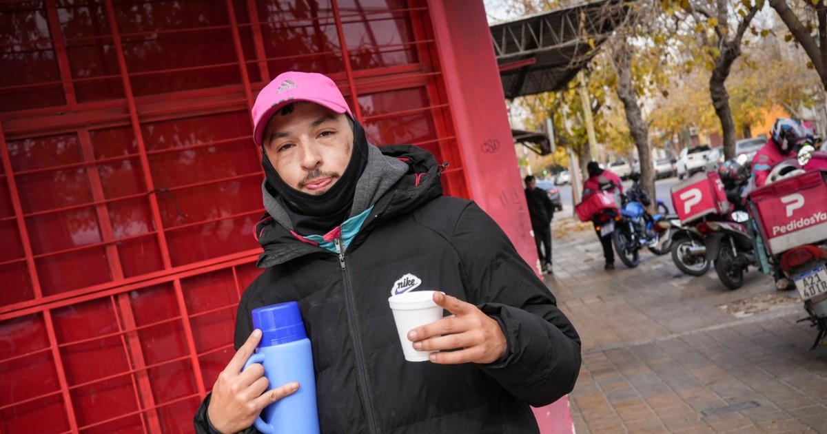 Agustín Vallejos, el delivery que se convirtió en el "cafetero" de sus propios compañeros