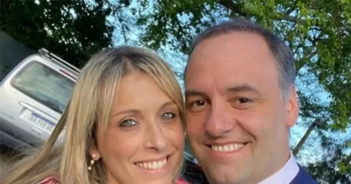 Adorni omitió presentar el patrimonio de su esposa en su última declaración jurada