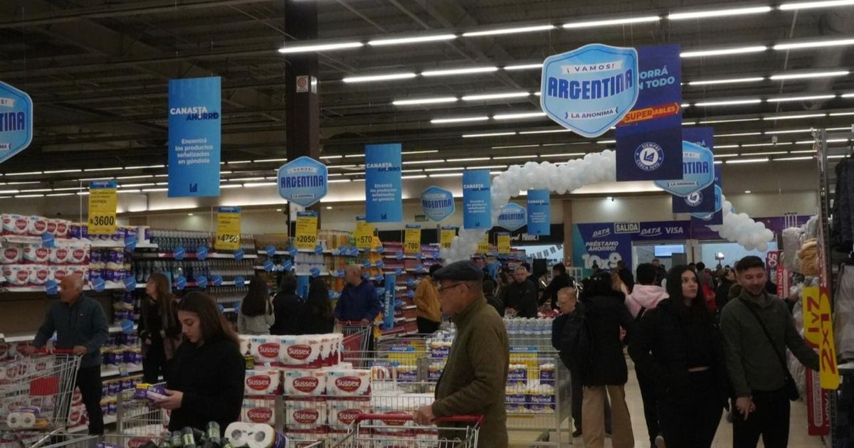 La Anónima en San Juan: pocos cambios estéticos, furor por las ofertas y una incógnita en el salón