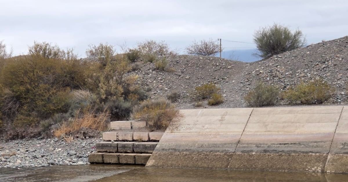 Horror en Ullum: encontraron un hombre a la orilla del río y creen que murió de hipotermia