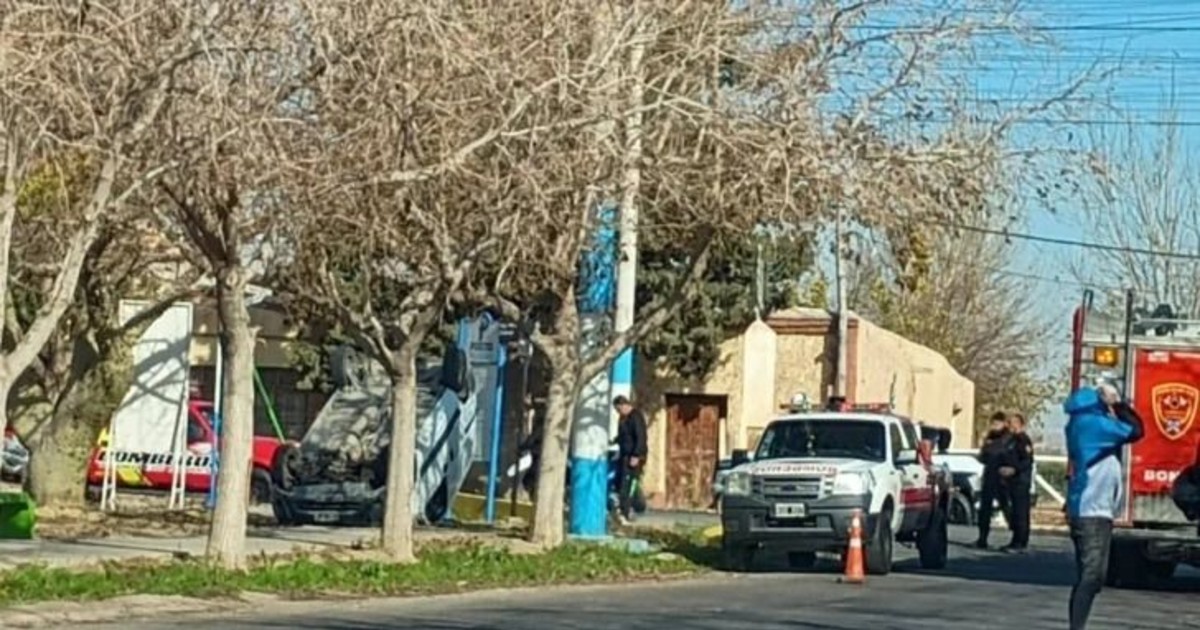 Vuelco y tensión en Pocito: investigan si fue tras una persecución por robo