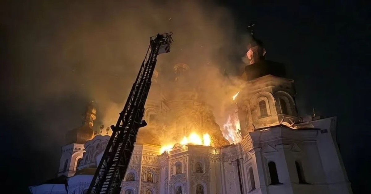 Ataque masivo de Rusia a Ucrania: al menos nueve muertos y daños en un histórico santuario en Kiev