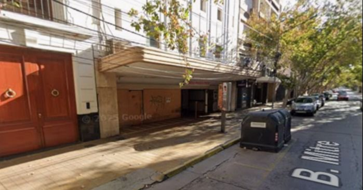 Histórica redada: el sorpresivo operativo en un cine de San Juan que terminó con más de 30 detenidos
