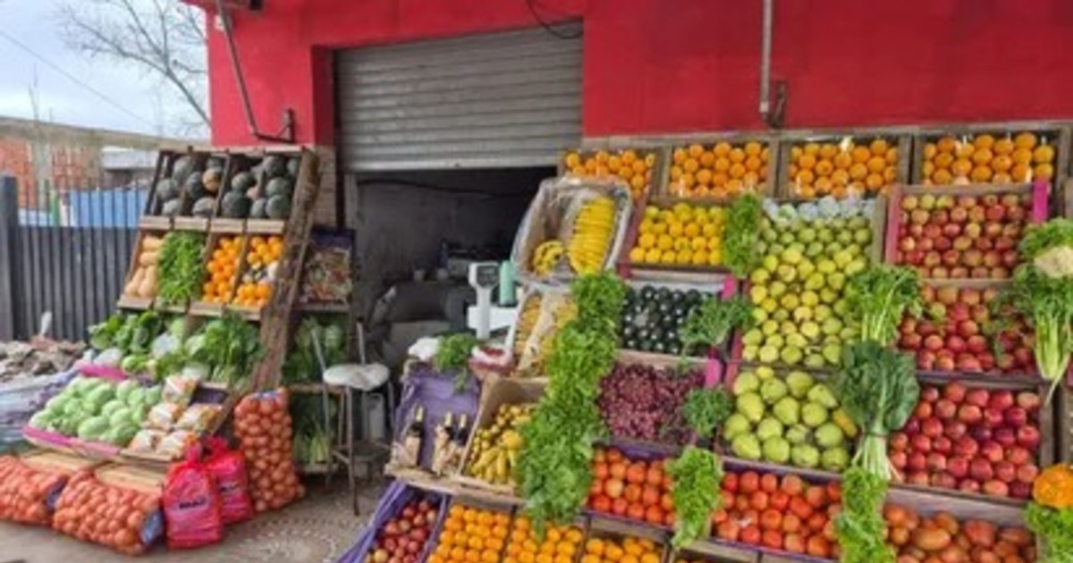 El consumo de frutas y verduras se desploma hasta un 50% en Mendoza y apuntan al deterioro de la clase media