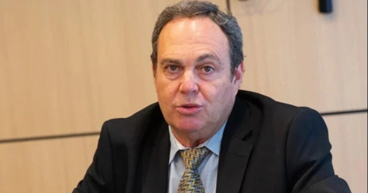 Fopea criticó a Baigorrí por sus restricciones a la prensa y calificó la medida como un "preocupante desconocimiento de los principios republicanos"
