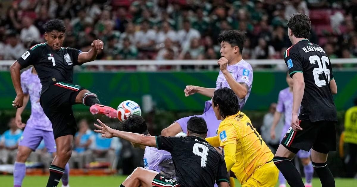 México vence a Corea del Sur y acaricia la clasificación