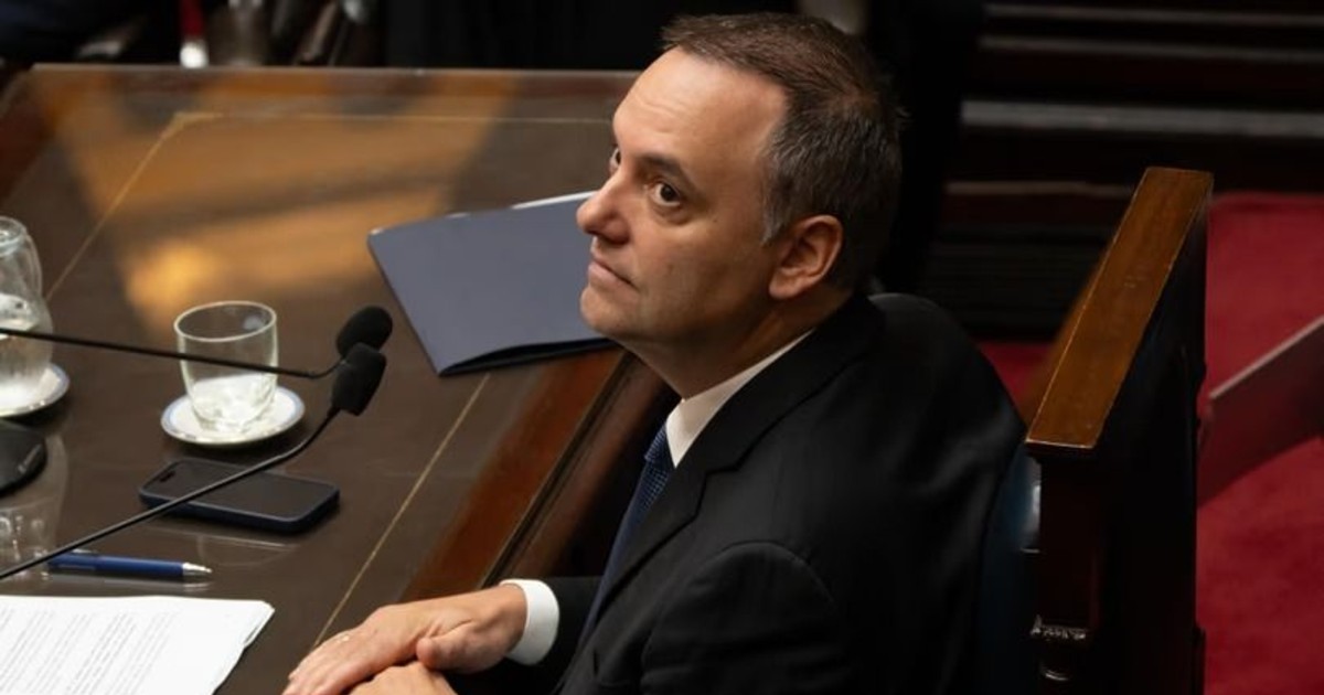 Diputados confirma la sesión de mañana para avanzar en la interpelación a Manuel Adorni