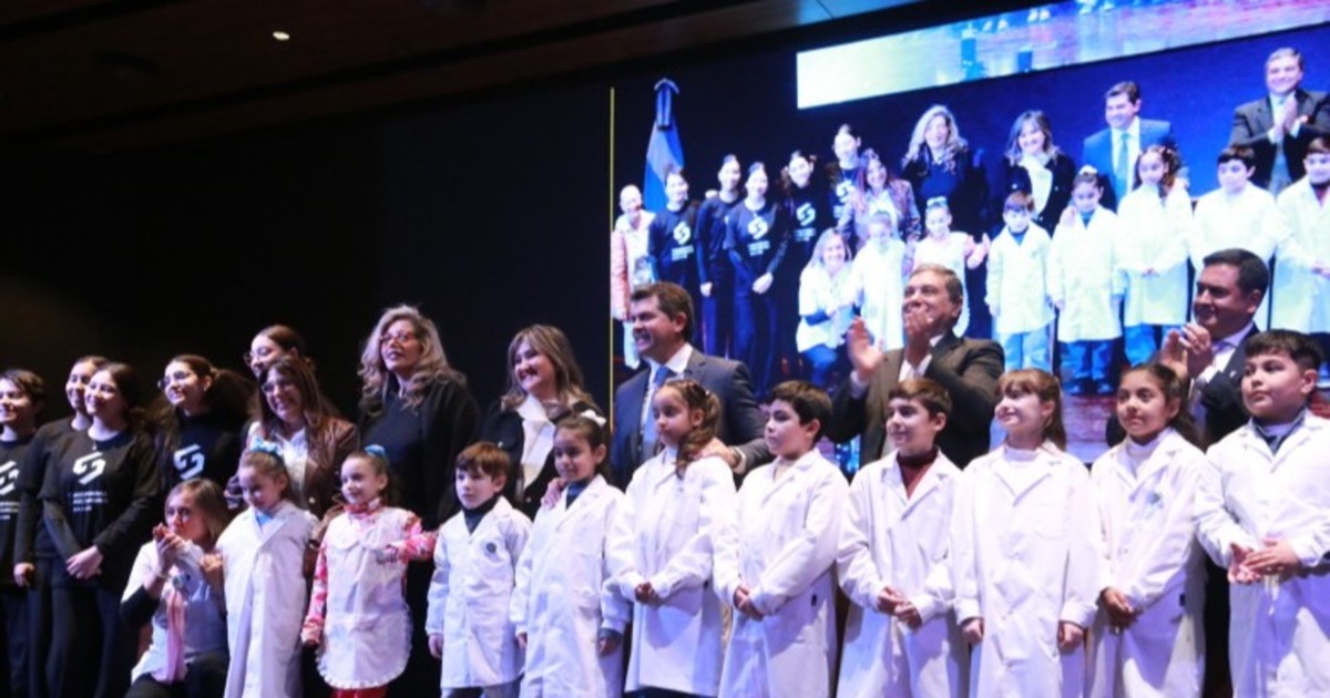 Orrego destacó los avances educativos y reconoció a quienes impulsan la construcción del San Juan del futuro