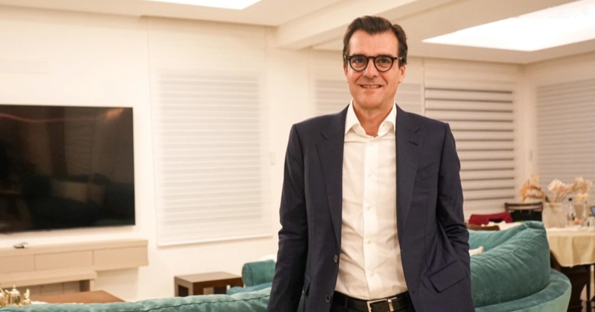 Forbes lo presenta como más rico que Paolo Rocca y que tiene su fortuna en San Juan: quién es