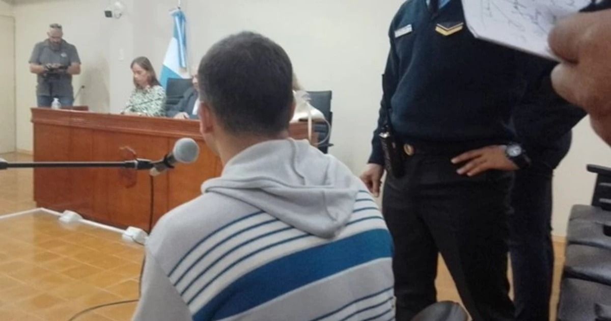 La pareja se desdijo, le dieron 5 años por violencia y abuso a la hijastra, y ahora la defensa busca la absolución