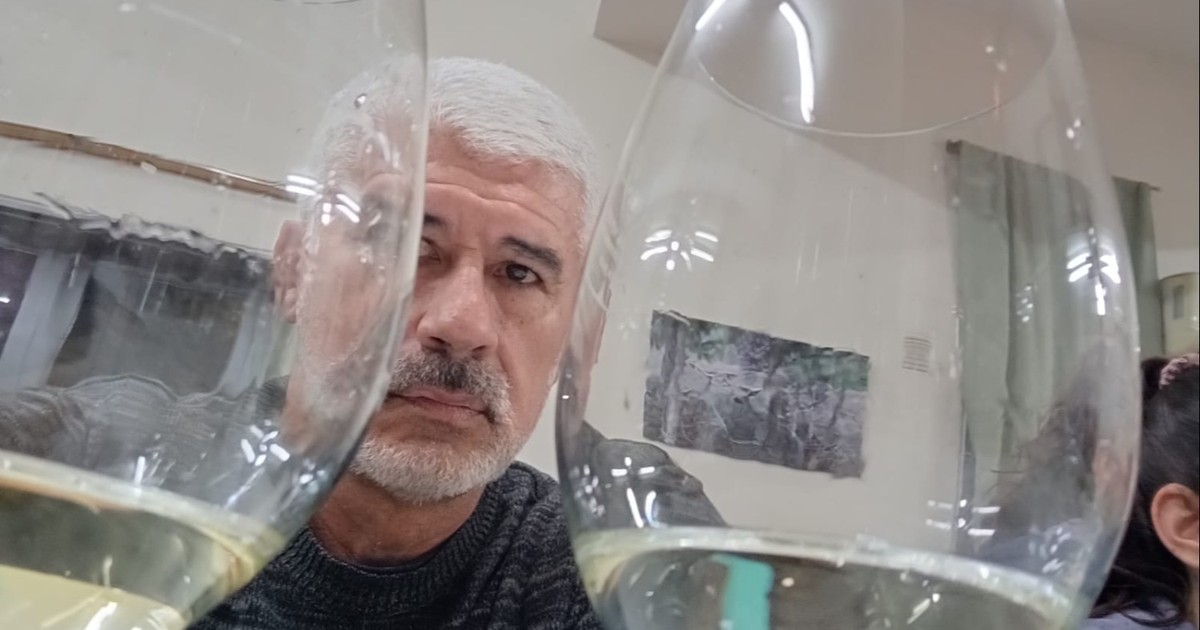 Gustavo Gardiol, DT en canchas de handball y en bodegas