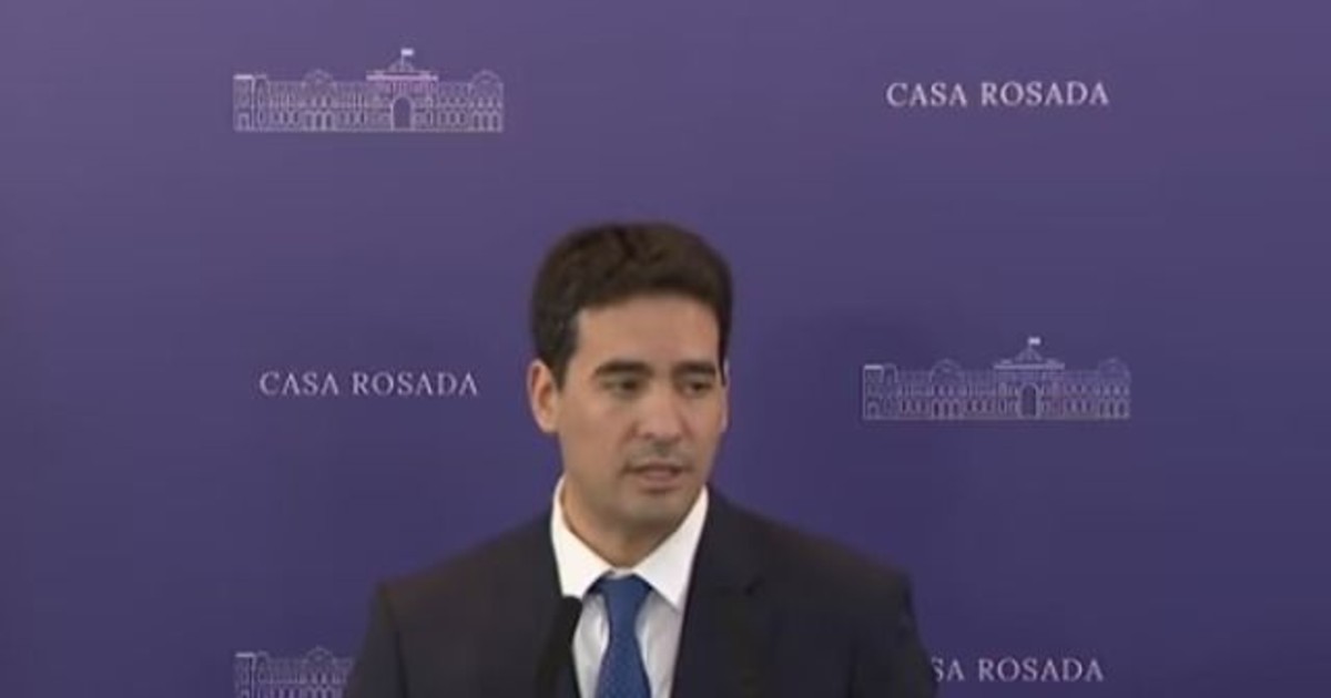 Adrián Ravier, en su primera presentación oficial: Es un honor ser la voz del Presidente