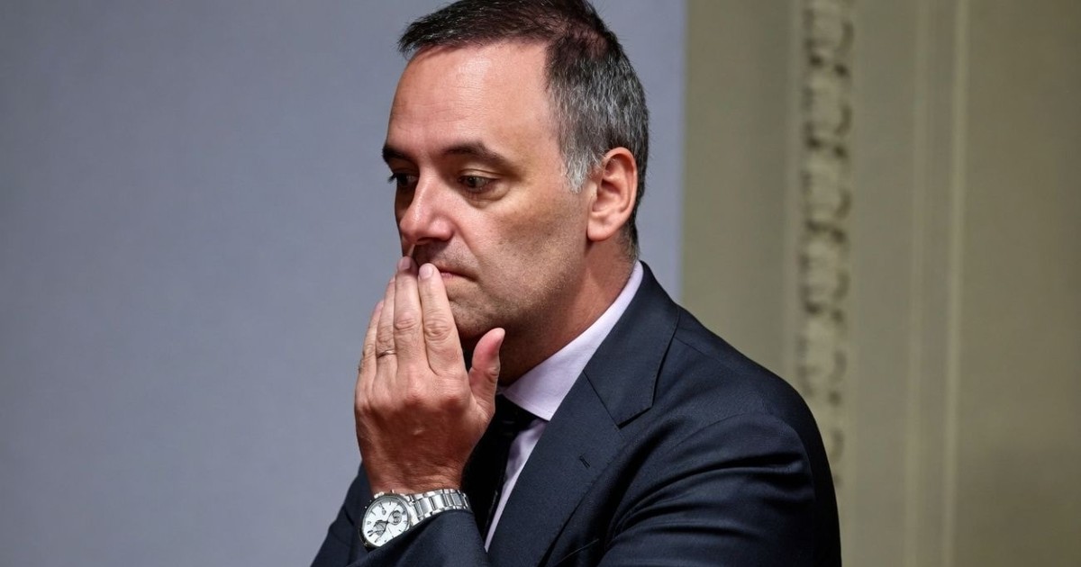 Santilli dijo que Manuel Adorni estaba anímicamente destruido