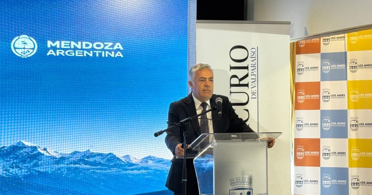 Mendoza presentó en Chile su modelo minero y anunció la Segunda Cumbre Internacional