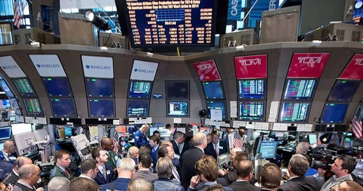 Mercados: suben las acciones argentinas y baja el riesgo país