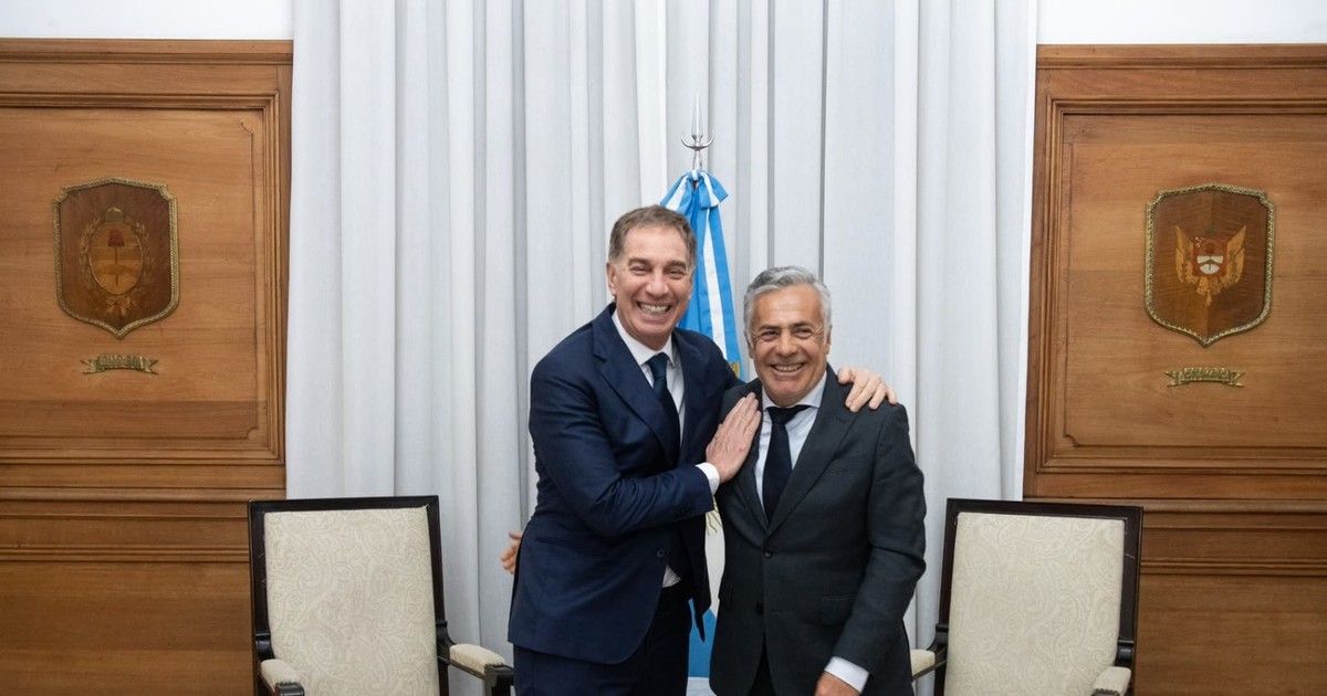 Respaldo de gobernadores a Santilli: Cornejo viajó a Buenos Aires y elogió al nuevo jefe de Gabinete