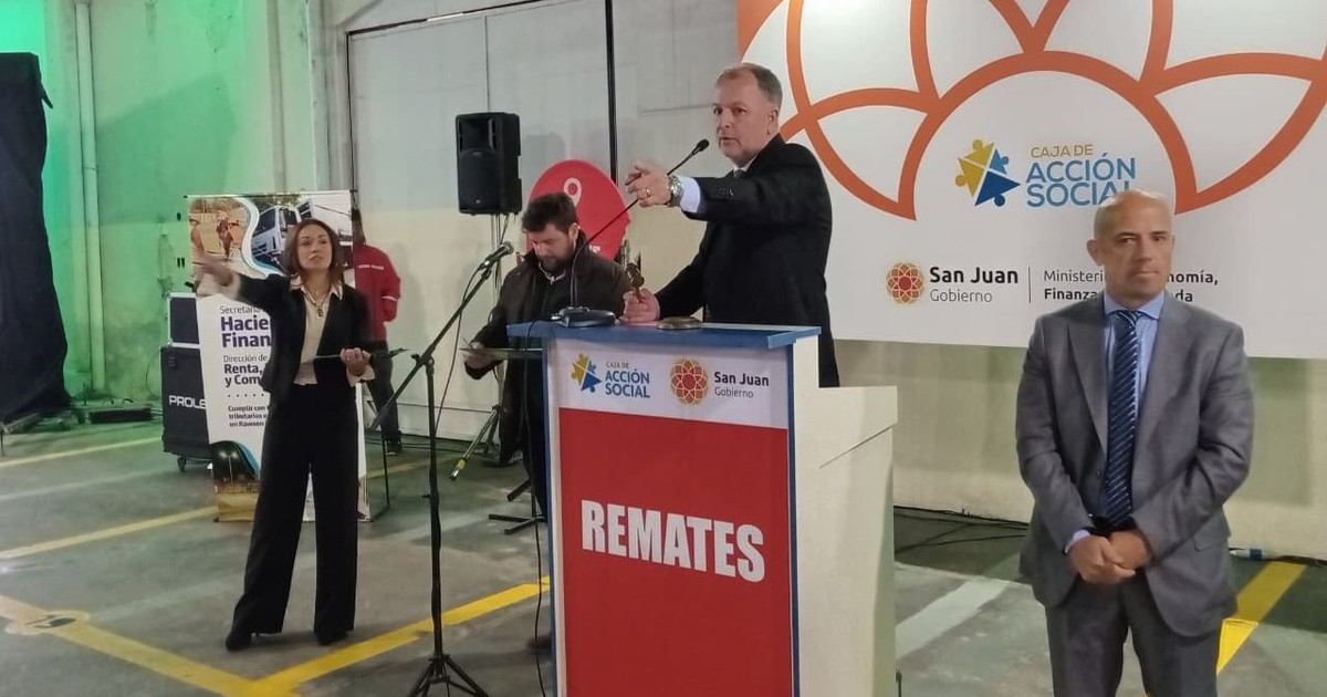 Desde mecánicos hasta agencieros: los sanjuaninos que buscan un vehículo barato en la subasta del municipio de Rawson
