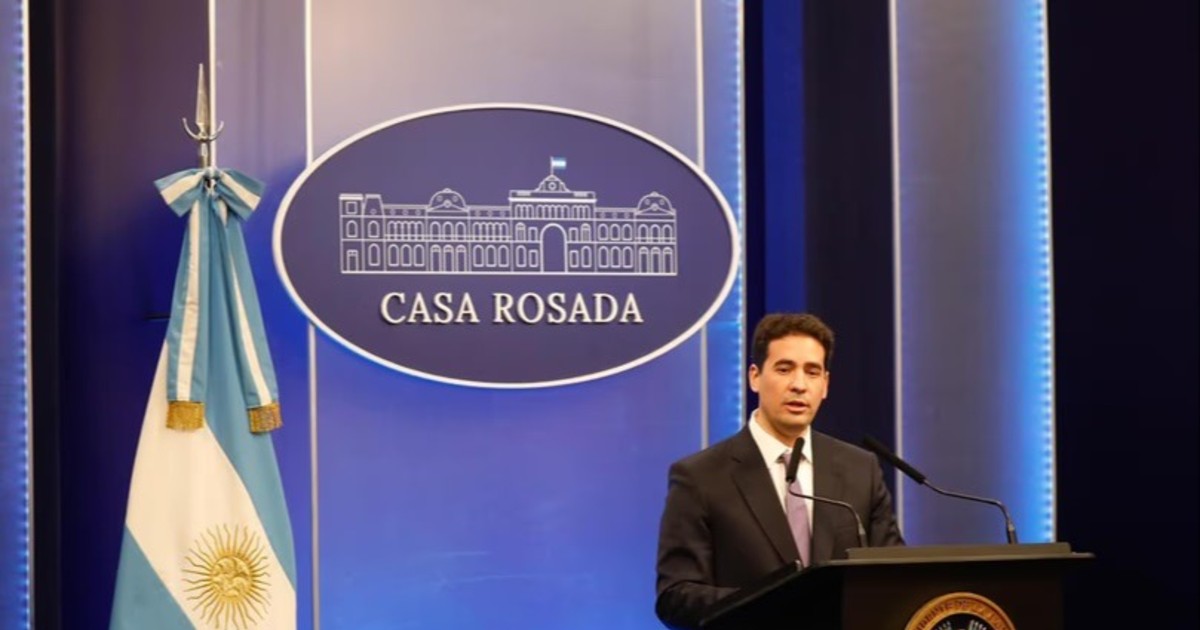 El Gobierno confirmó que Adorni mantiene la custodia por cuestiones de seguridad