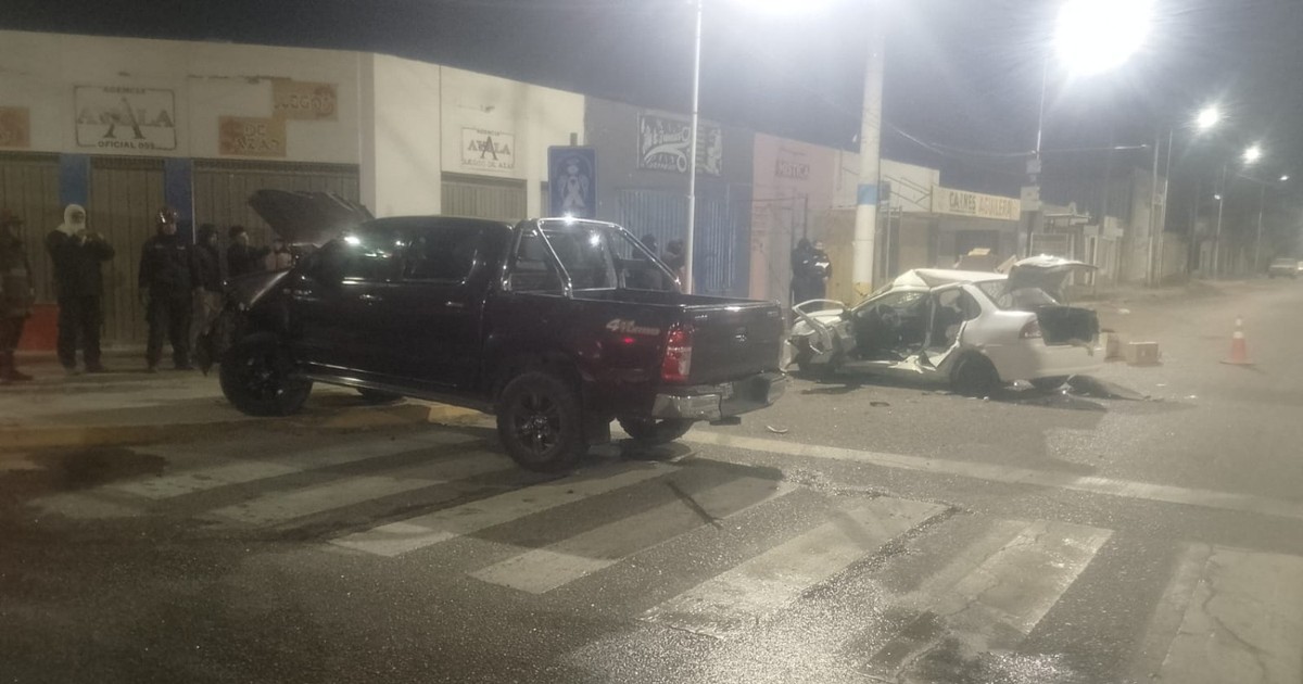 Violento choque en Rawson: tres heridos, uno de ellos inconsciente, tras una fuerte colisión
