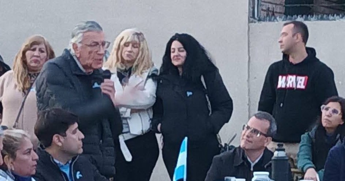 El peronismo mostró otra postal: Gioja, Munisaga, Daniela Rodríguez y Perrone coincidieron en Rawson