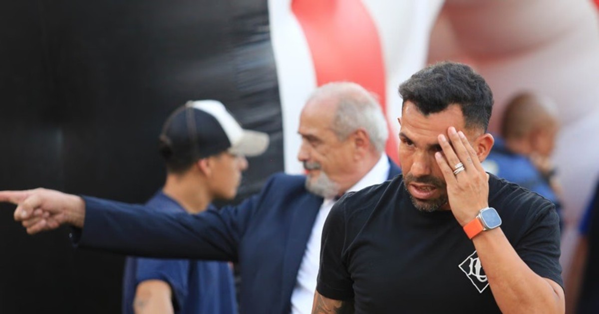 Carlos Tevez no descarta postularse para la presidencia de la Nación o de Boca