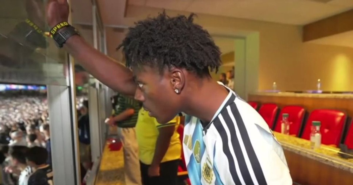 ¡Mirá, mirá, mirá, sacale una foto! Speed se fue del estadio de Kansas tras el gol de Lautaro