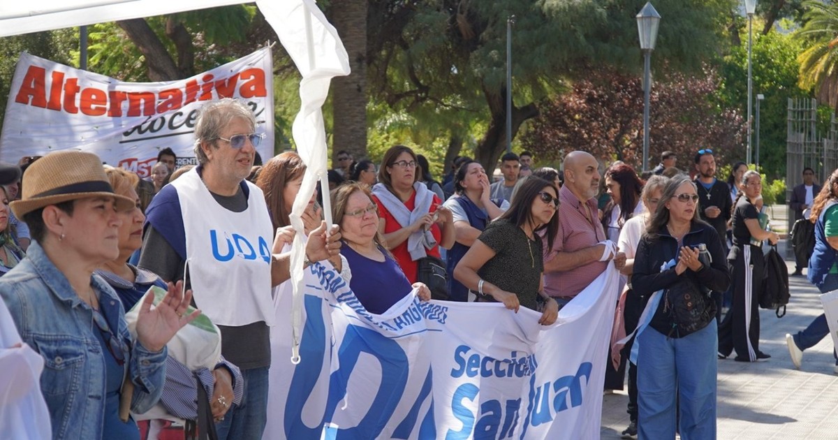 En San Juan, retoman la paritaria docente y al menos un gremio va con el rechazo