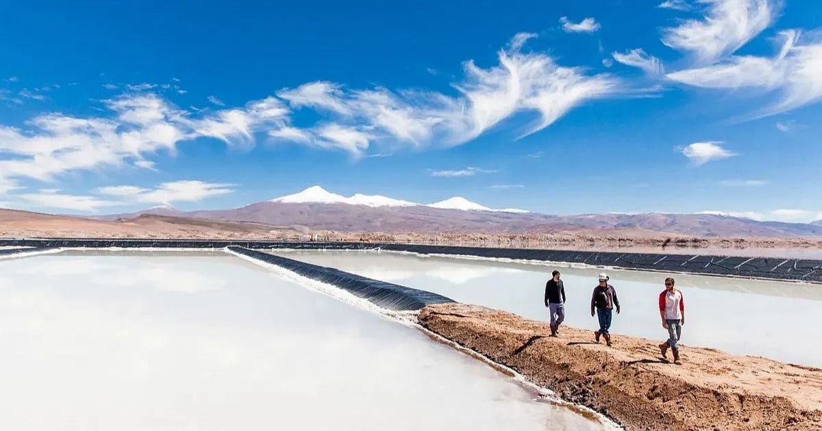El litio no tiene techo: China se planta como el principal comprador del mineral estrella del norte