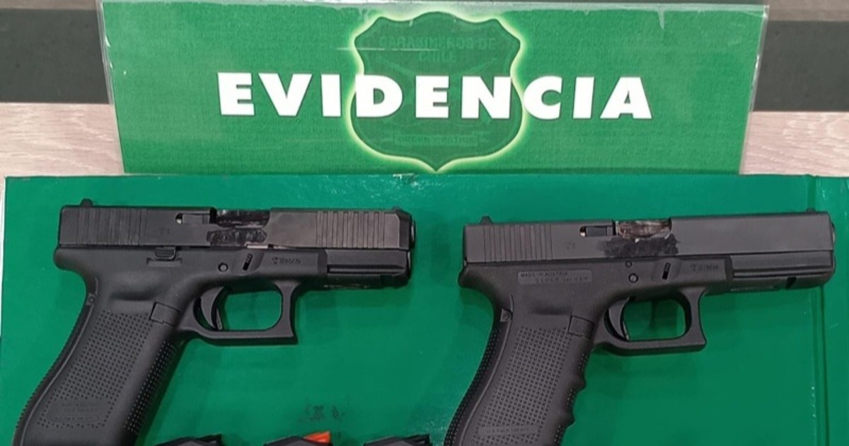 Detuvieron a dos mendocinos en Los Libertadores con armas adosadas al cuerpo y ocultas en el auto