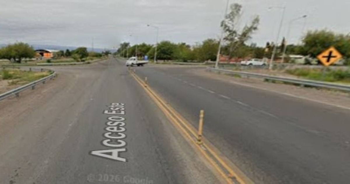 Cuatro vehículos protagonizaron un accidente sobre Ruta 20: un camionero resultó herido