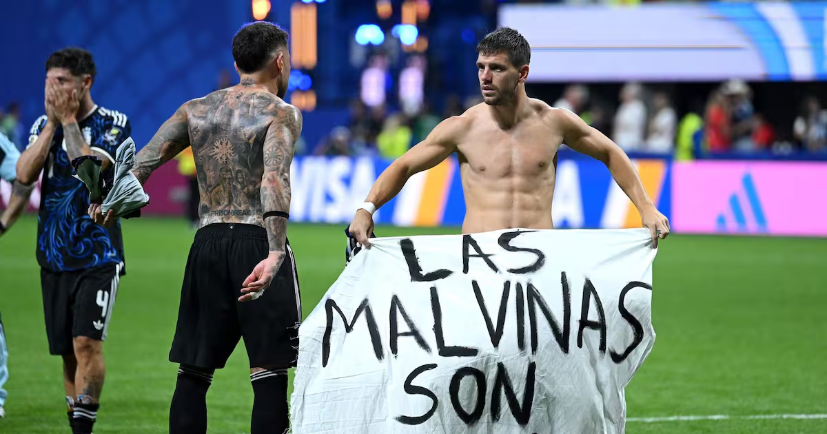 EE.UU. respaldó a la Selección por la bandera de Malvinas: "Tienen derecho a expresarse"