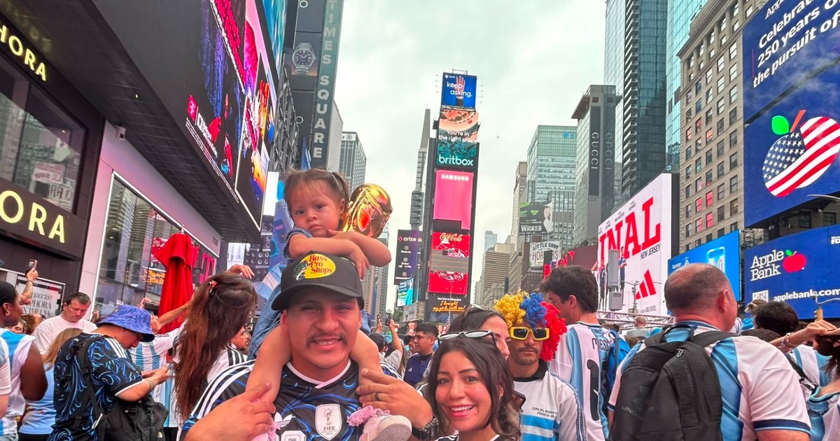 De Las Vegas al Times Square por la Scaloneta: la historia del guatemalteco que adoptó a la Selección como propia
