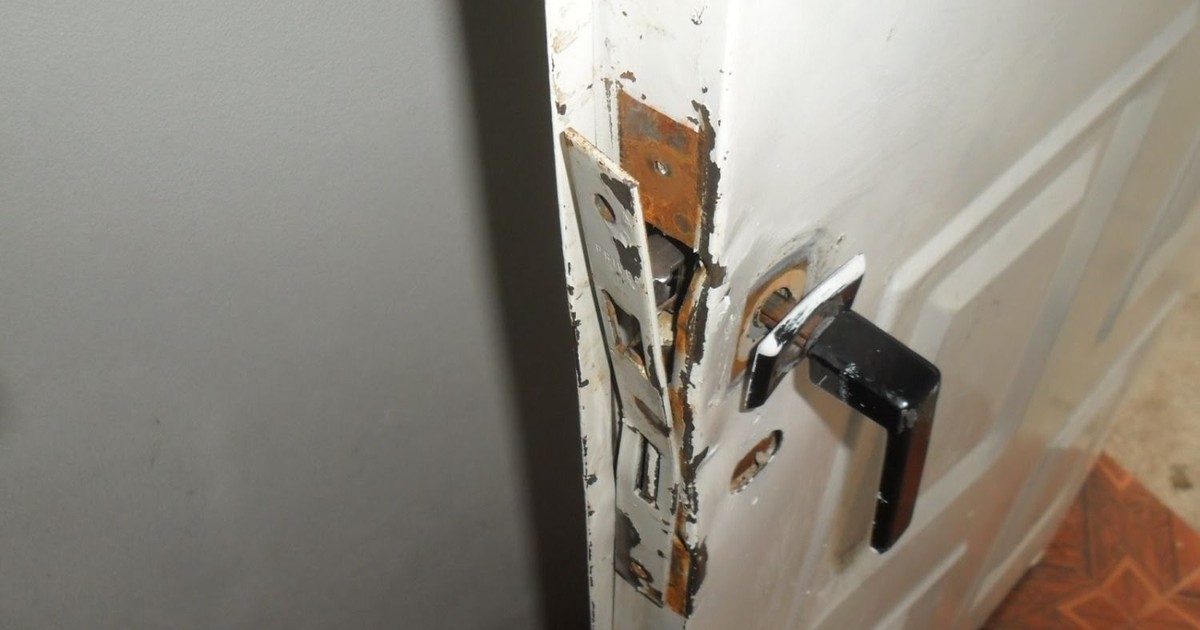 Rompieron la puerta de una casa de Rawson y se llevaron $4.000.000, alhajas y artefactos