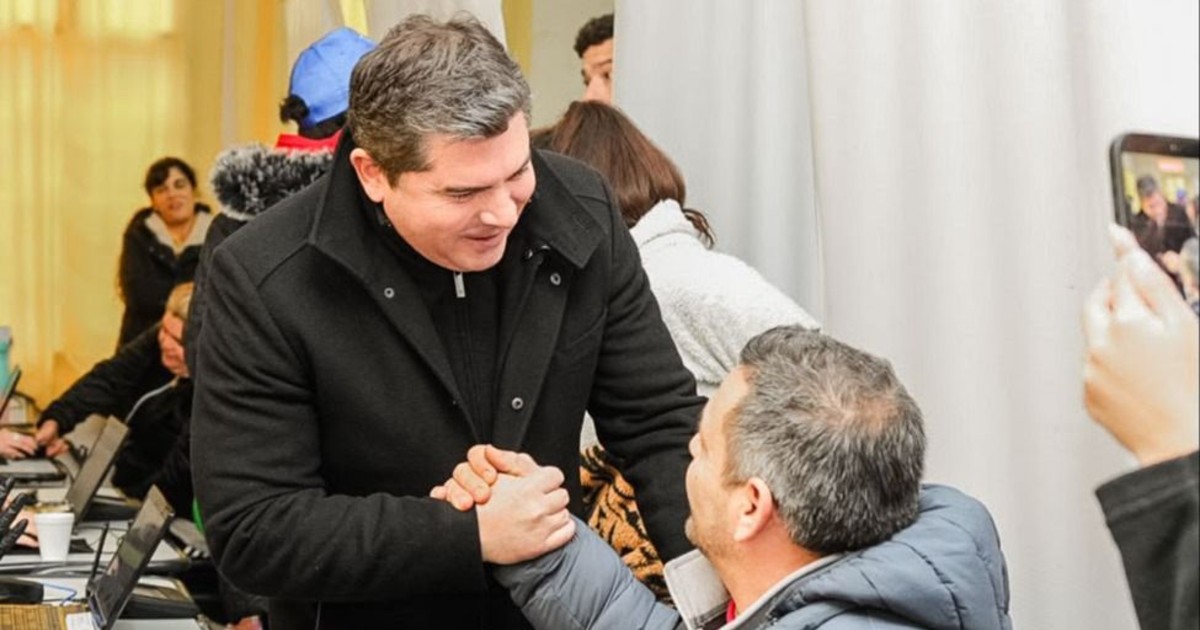 Orrego recorrió un operativo en Pocito que sumó nuevos servicios