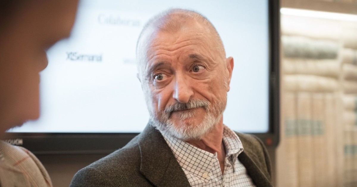 Perez Reverte se sumó a la campaña antiargentina: "La selección no representa...