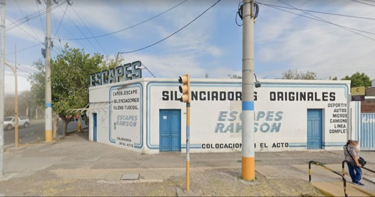 Golpe millonario en un comercio de venta de repuestos en una conocida esquina de Rawson