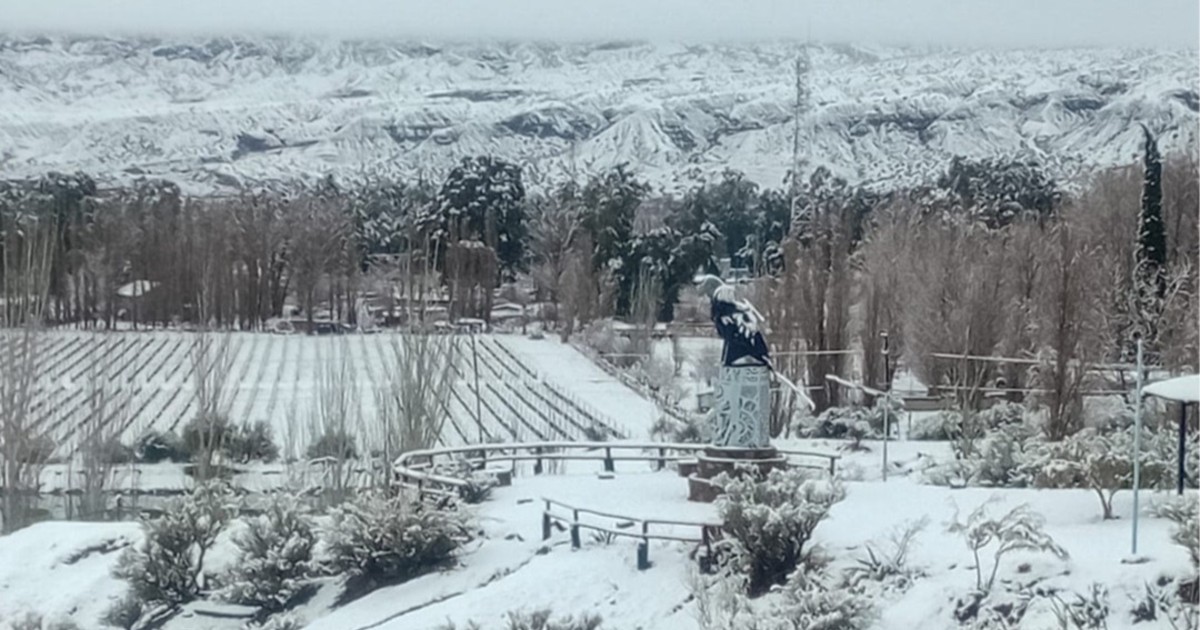 En San Juan hay fe en que se consolide la nieve del "tren de tormentas" en la montaña: por qué es importante